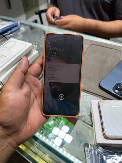OnePlus 7t pro McLaren