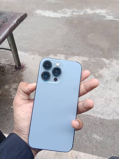 Apple iPhone 13 Pro