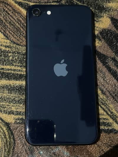 iPhone se 3