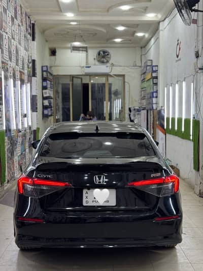 Honda Civic Oriel 2025