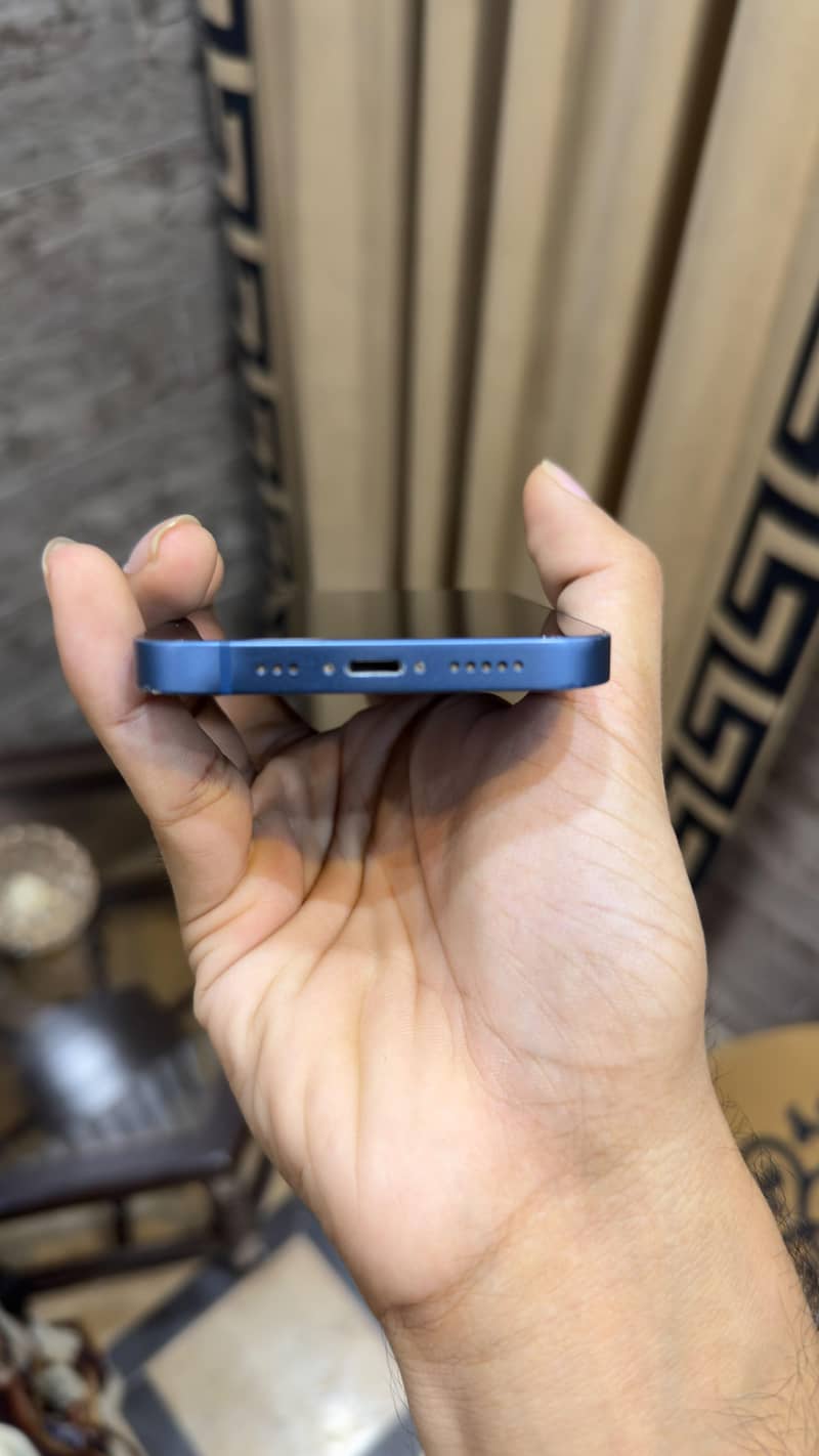 IPHONE 13 3
