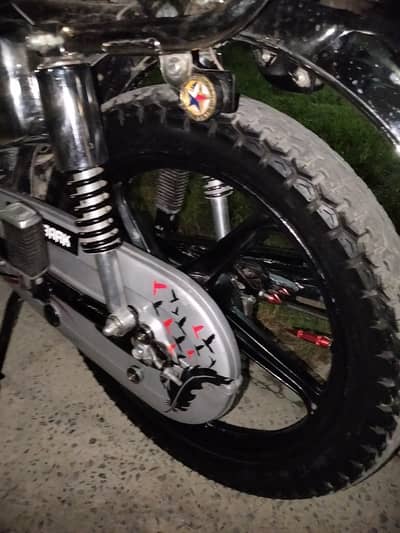 Alloy rims for 125 ybr shape