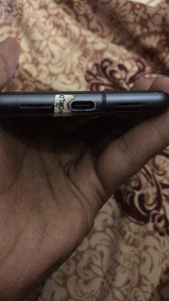 Google Pixel 7 4