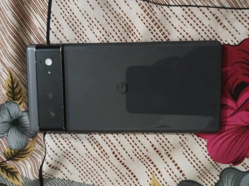 Google Pixel 6 4