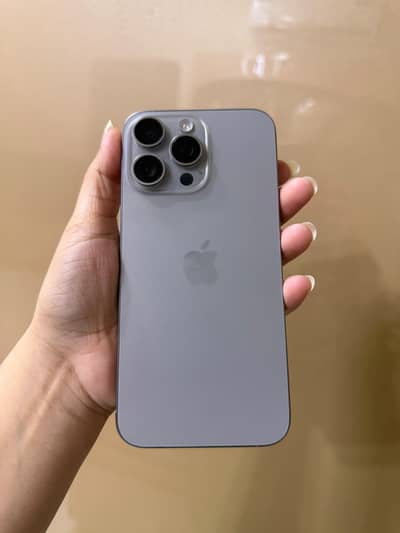 Apple iPhone 15 Pro Max