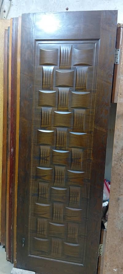 ash plai door