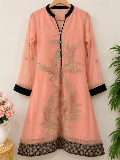 3 Piece Chiffon Embroidered Suit – Light Peach!
