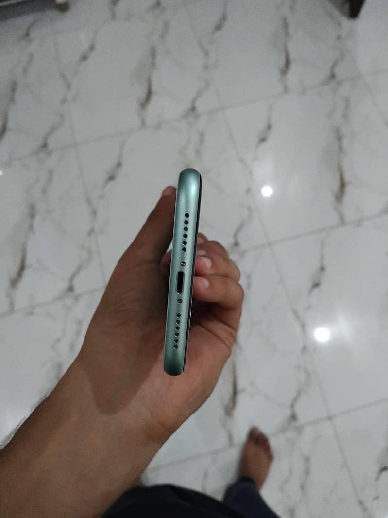 Apple iPhone 11 1