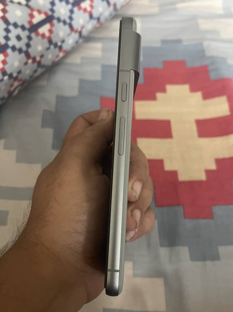 Pixel 8 2