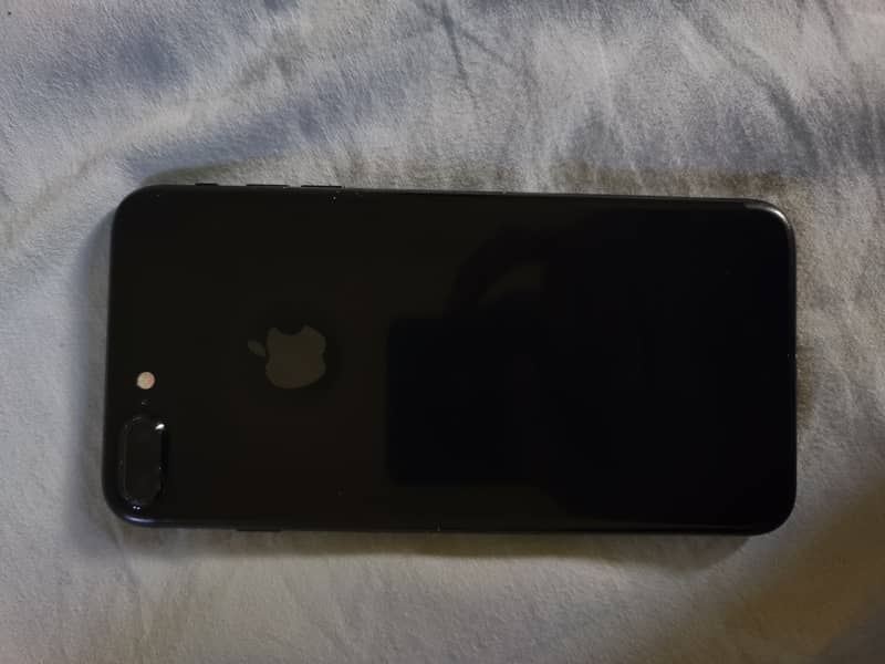 Apple iPhone 7 Plus 0