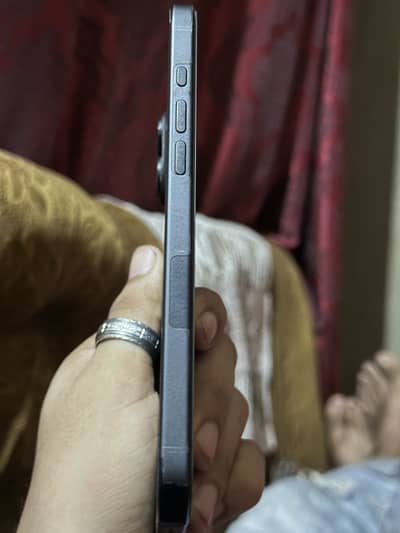 Apple iPhone 16 Plus