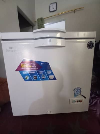 DAWLANCE DF-300 ES SINGLE DOOR CHEST FREEZER