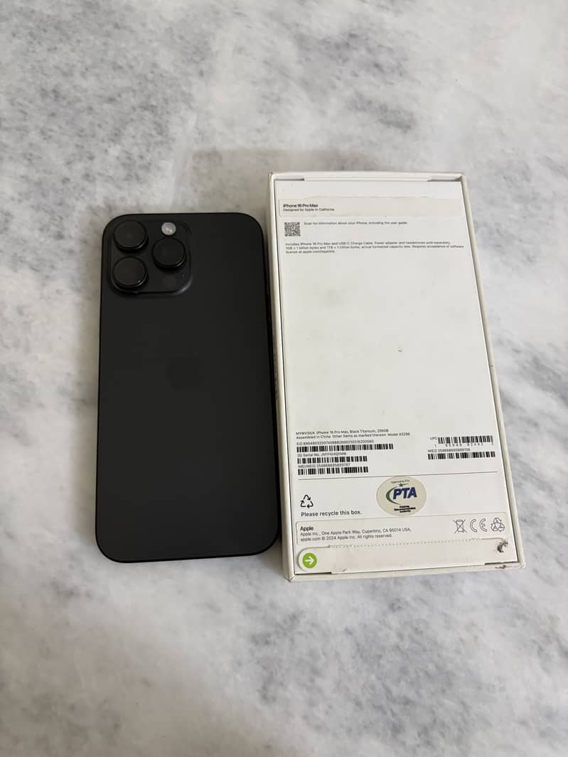 Iphone 16 pro max 3