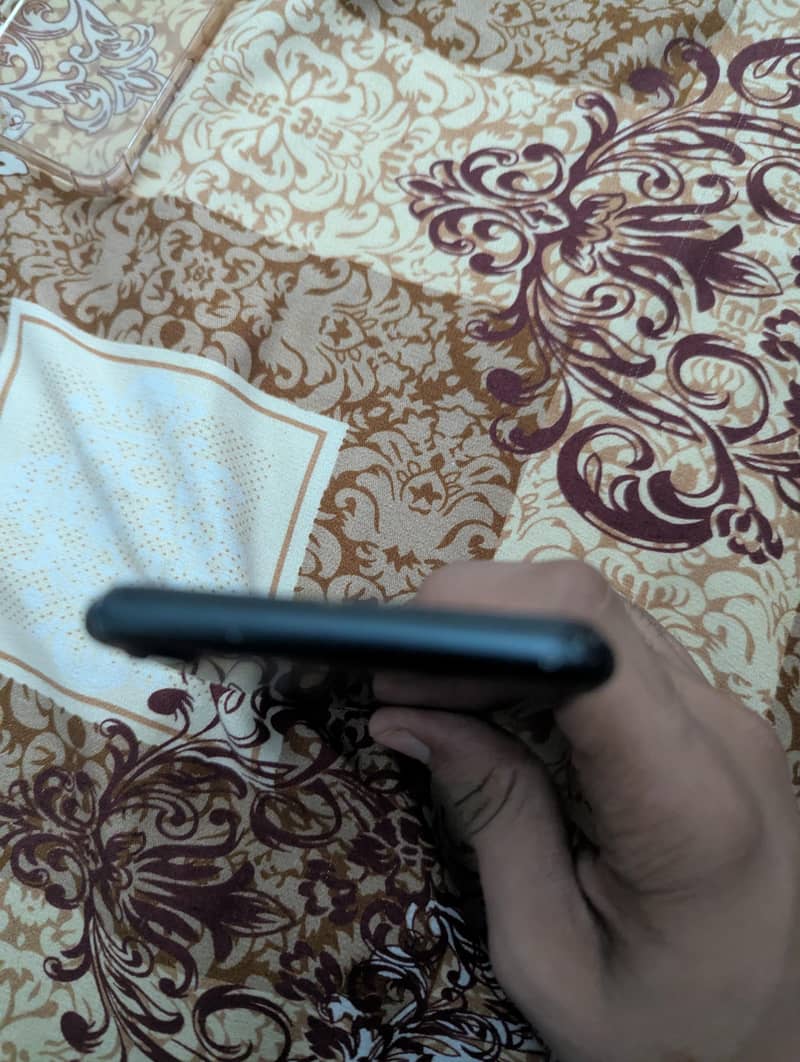 Apple iPhone 7 4