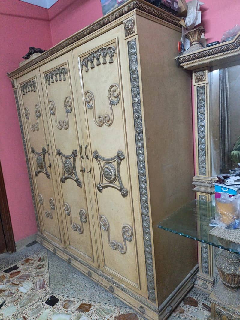 Bed Room Set 4