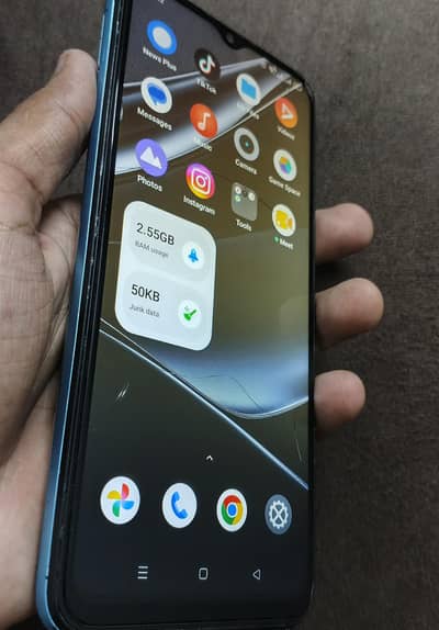 Realme C21