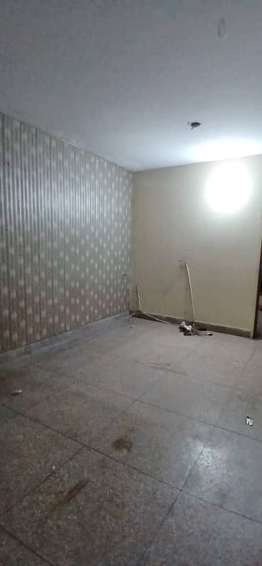 10 marla Upper Portion For Rent