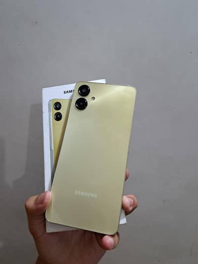 Samsung Mobile A06
