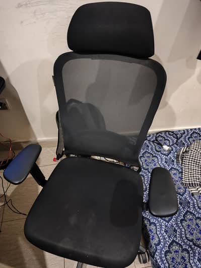 Lavinat original gaming chair for sale