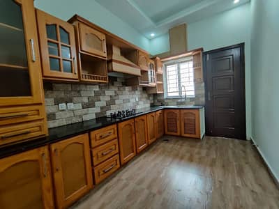 10 Marla 3 bed portion available for rent pak Arab society