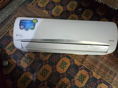 urgent for sale ac kanwood DC inverter 10/10 condition