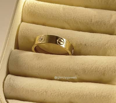Premium love style ring