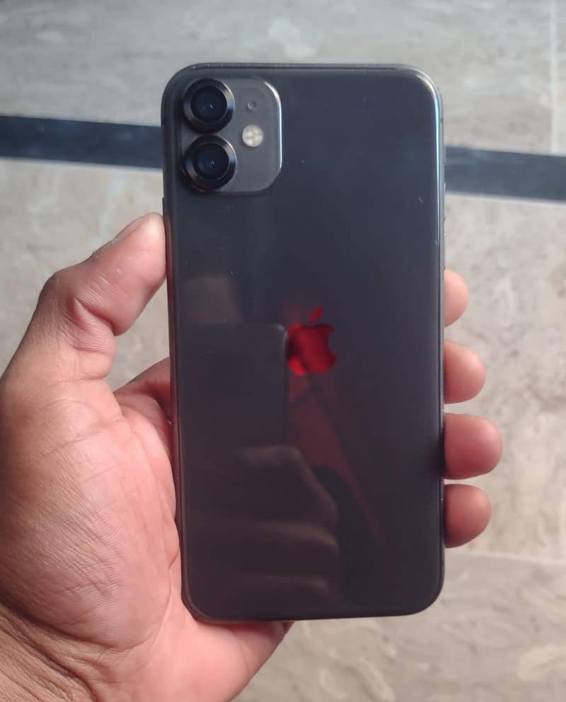 Apple iPhone 11 0