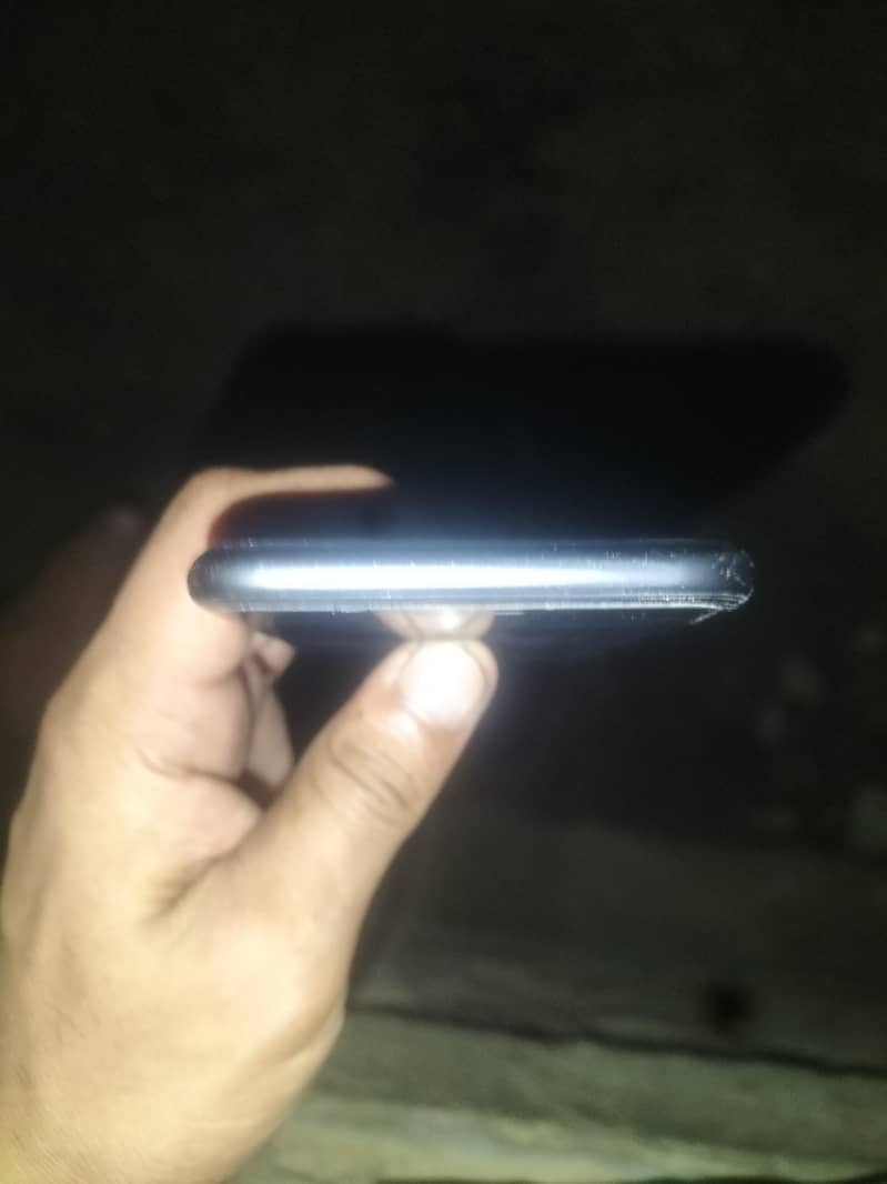 Apple iPhone SE 3