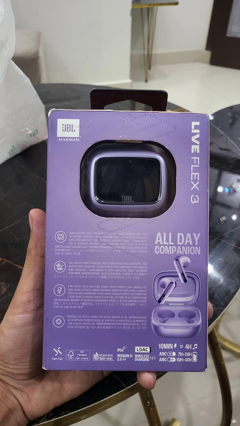 JBL LIVE FLEX 3 1