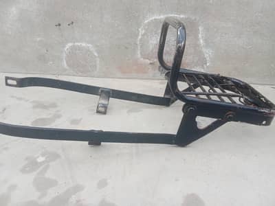 carrier for sale in good condition