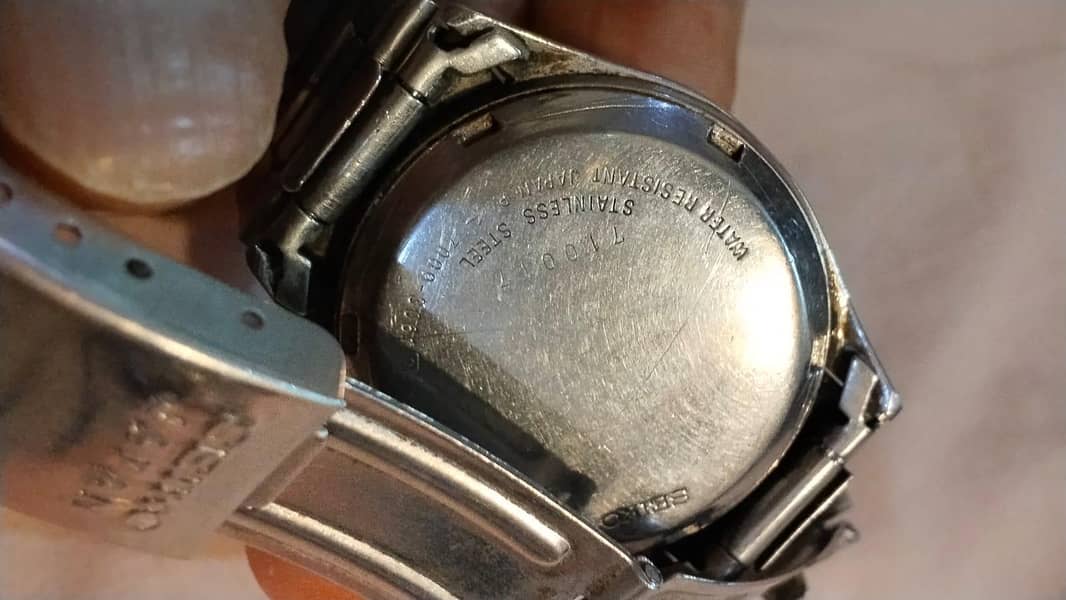 SEIKO 5 AUTOMATIC (RARE MODEL) 3