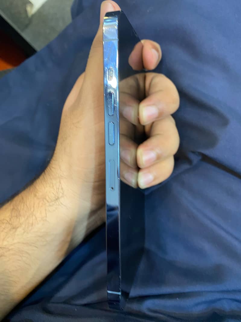 iPhone 13 pro max 3