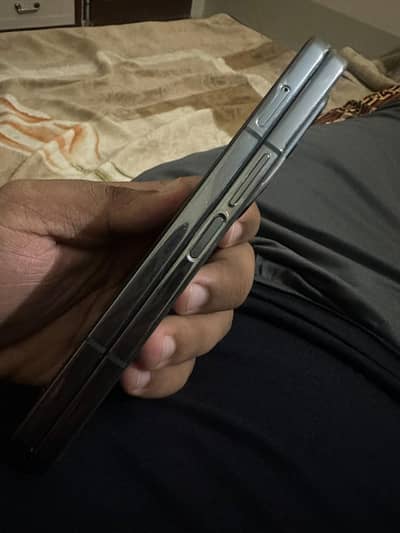 Samsung Mobile Z Fold 4