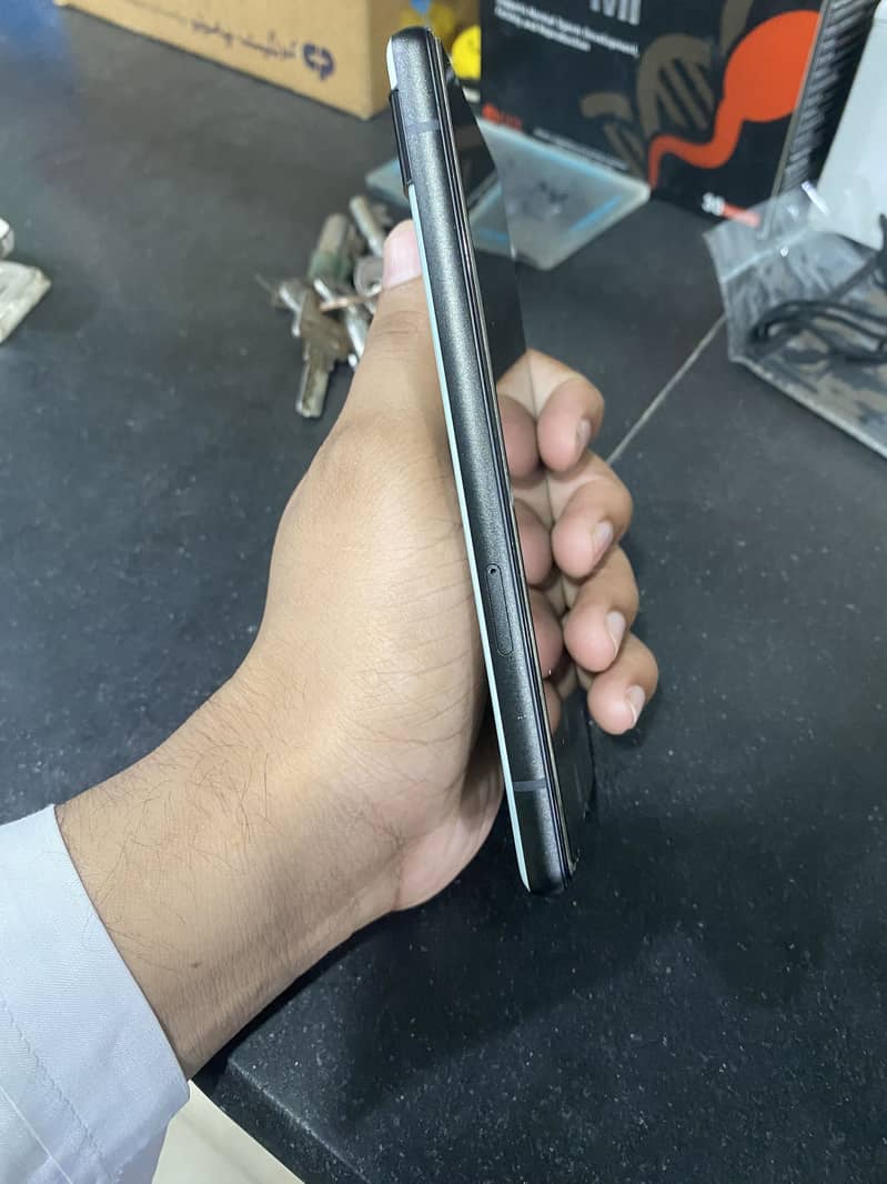 Google Pixel 6a 4