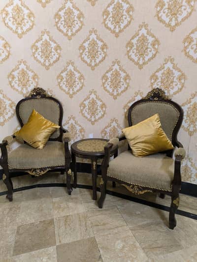 Luxury Wooden Sofa Chairs with Side Table – Excellent Condition