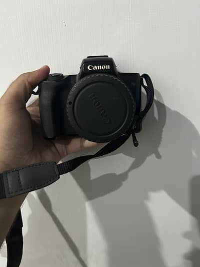 Canon M50 with Lens