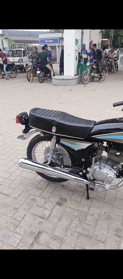 cg 125 golden number