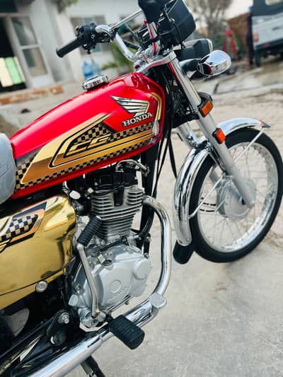Honda 125 2025 self
