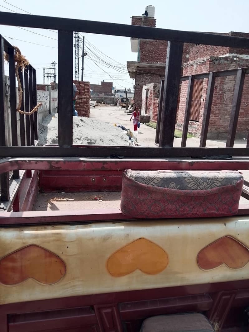 Loader rickshaw 9