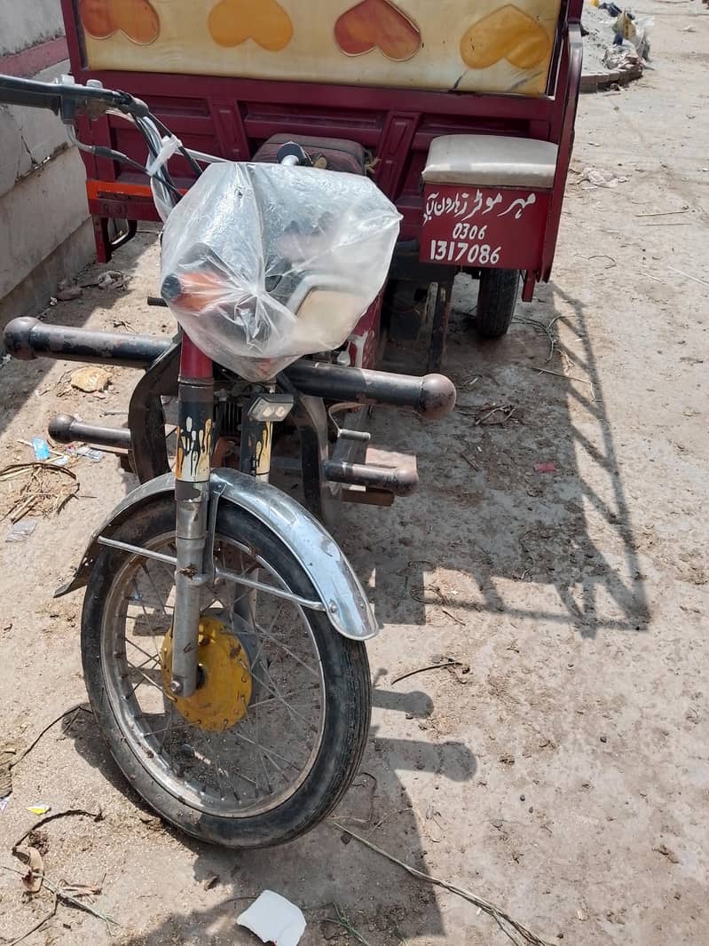 Loader rickshaw 10