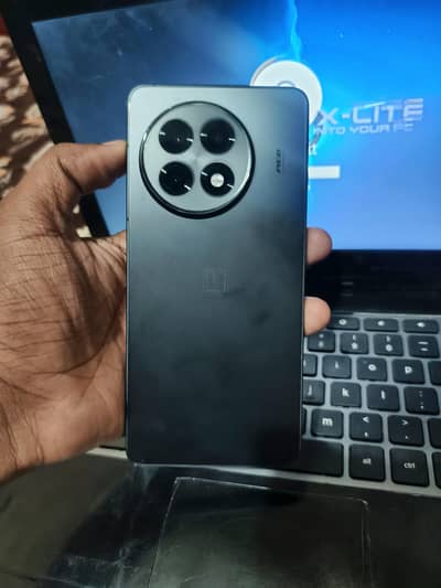 One Plus Ace 5 (13R) 16/512gb
