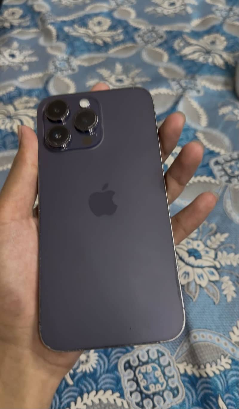 IPhone 14 Pro Max 1