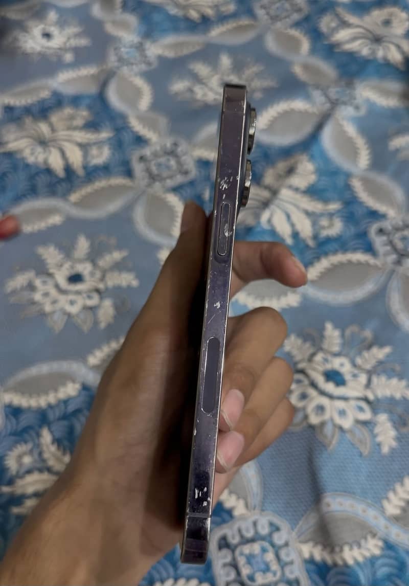 IPhone 14 Pro Max 3