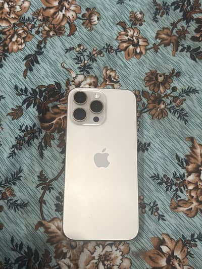 Apple iPhone 16 Pro Max