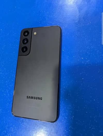 Samsung Mobile S22