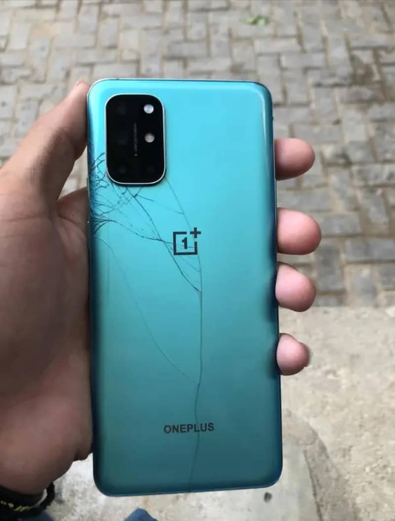 One Plus 8T 1