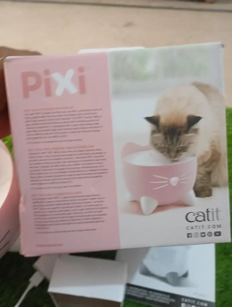 Imported Cat Water Fountain — photo 4