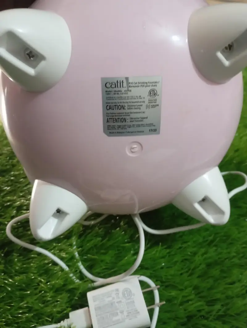 Imported Cat Water Fountain — photo 6