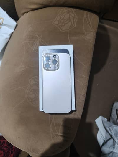 Apple iPhone 16 Pro