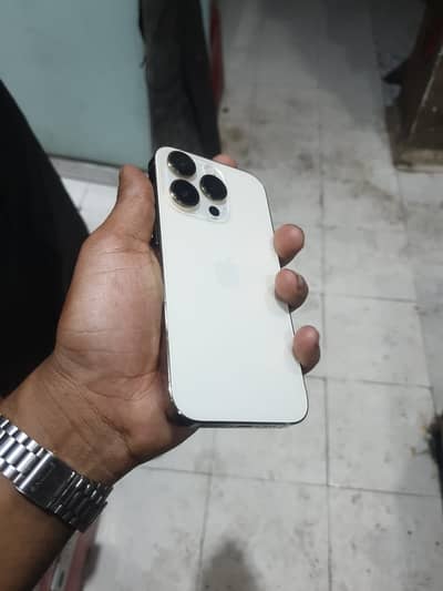 Apple iPhone 14 Pro